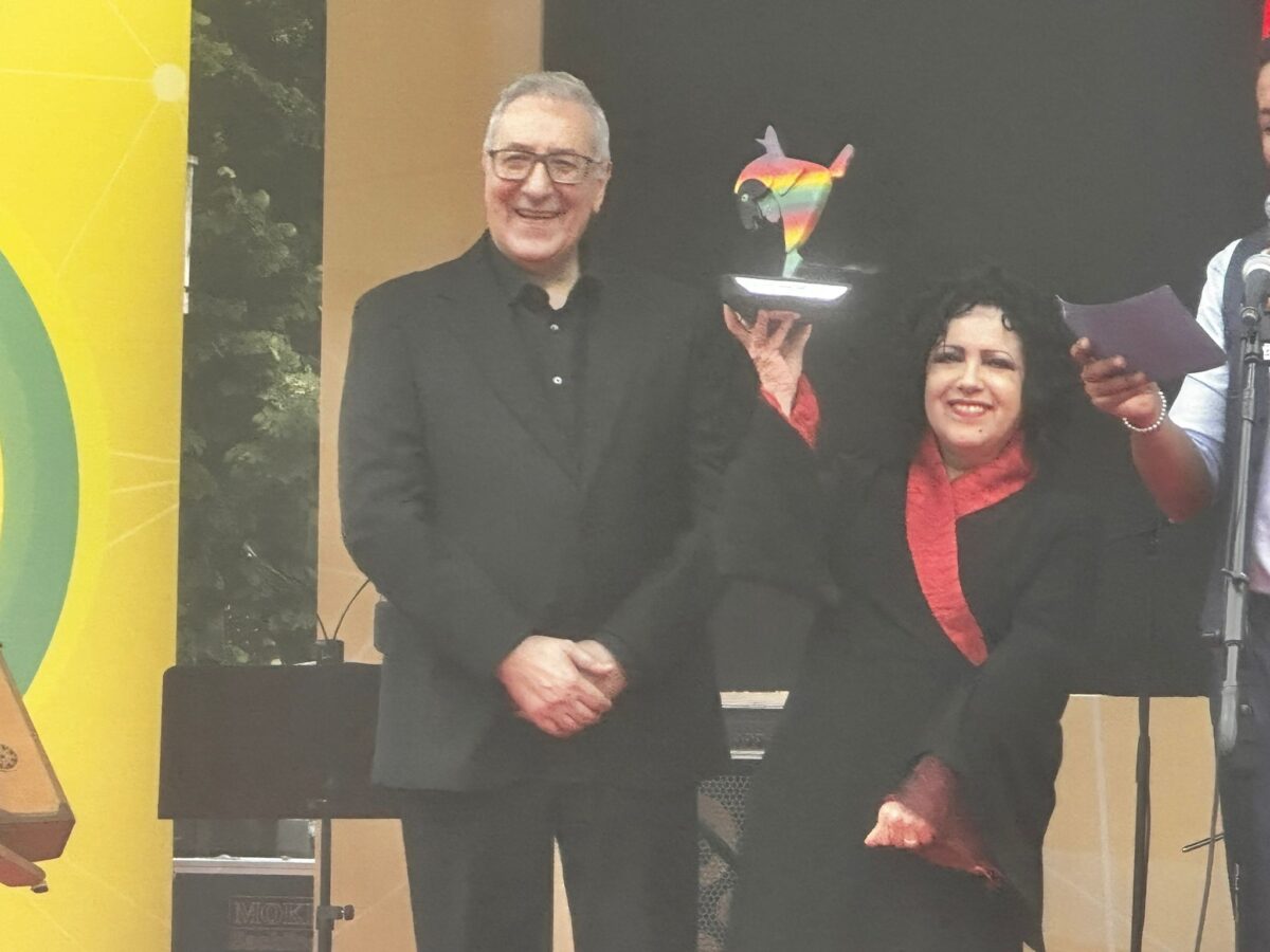 Antonella Ruggiero e Roberto Colombo hanno ricevuto il Pulcinella Crossmedia Award per l’album “Altrevie” (2024)
